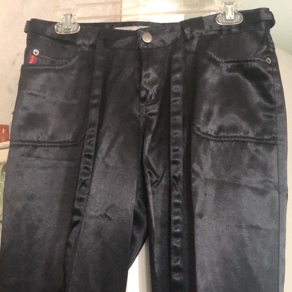 Mudd black satin shiny pants size 7 big pockets ties at the ankles loose fit - Picture 1 of 5